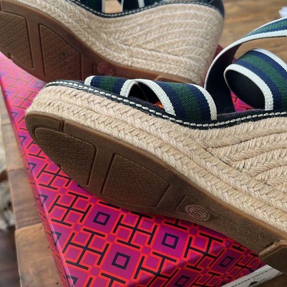 Tory Burch espadrilles ❤️ - Picture 3 of 4